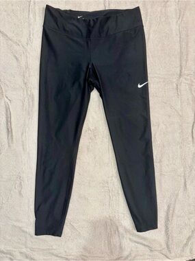 Nike Dri-Fit Athletic Leggings. Like new condition!